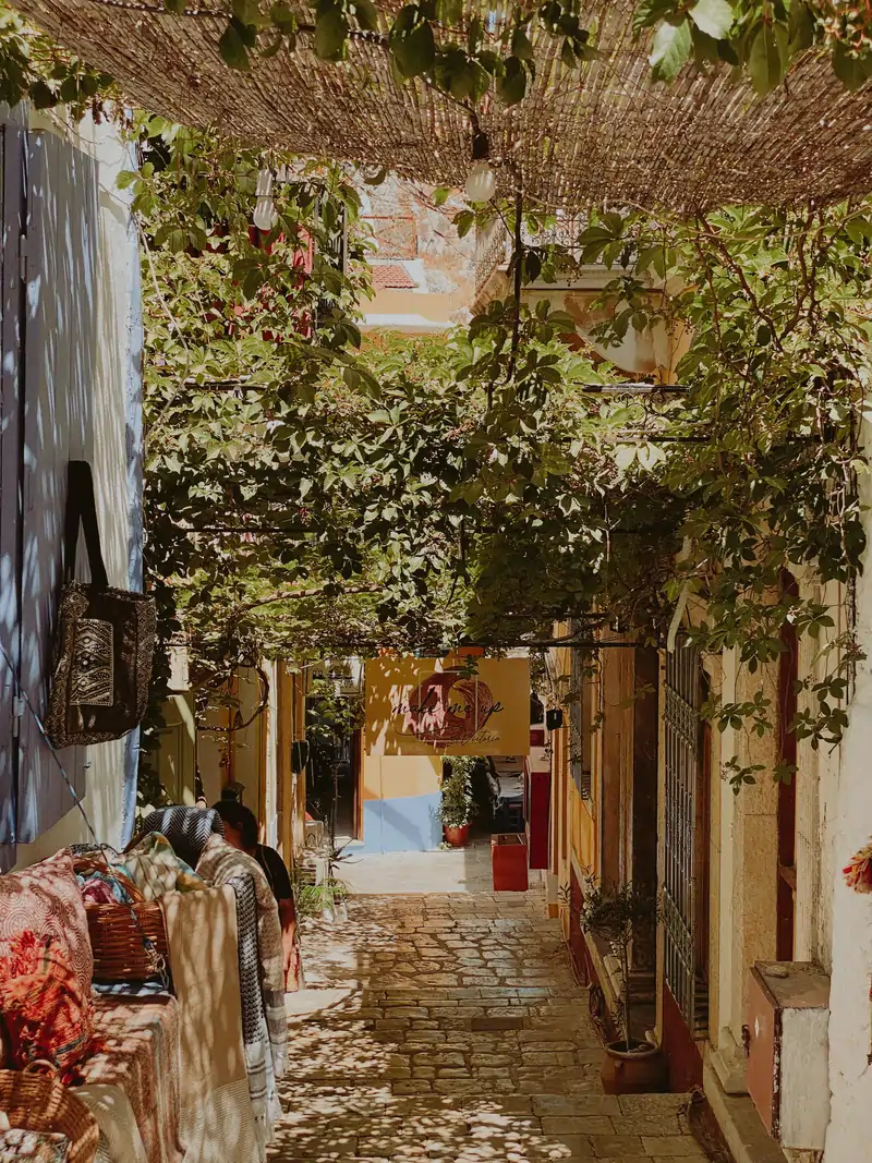 symi must things