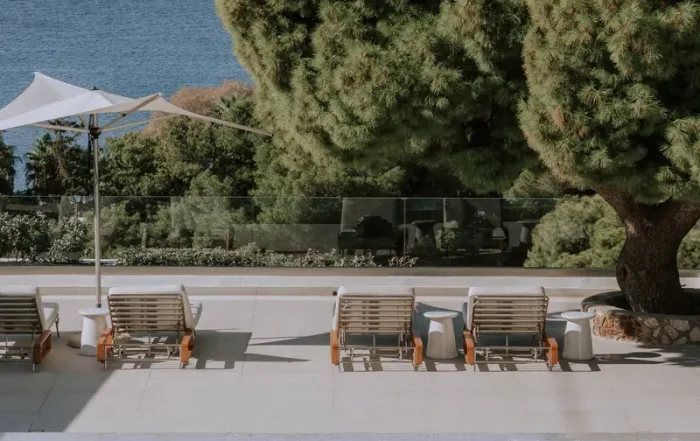 vouliagmeni suites hotel